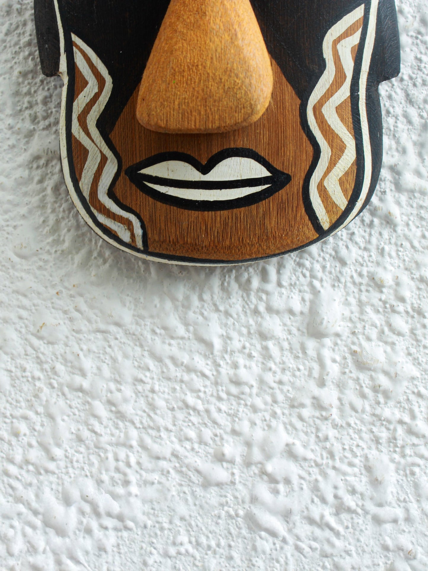 Kenjira Bamboo Mask – Handcrafted Mini Tribal Wall Décor - Nuga Mask