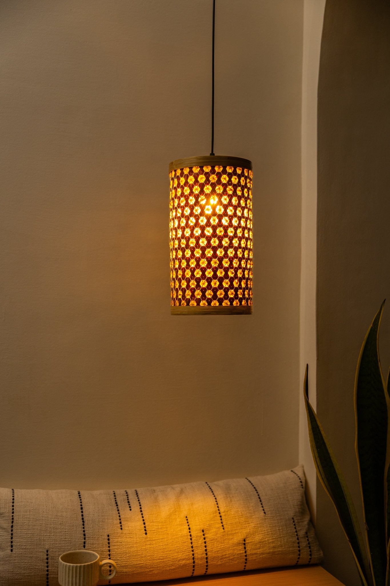 Oro Bamboo Pendant Light – Handwoven Eco Ceiling Lamp - Nuga Mask
