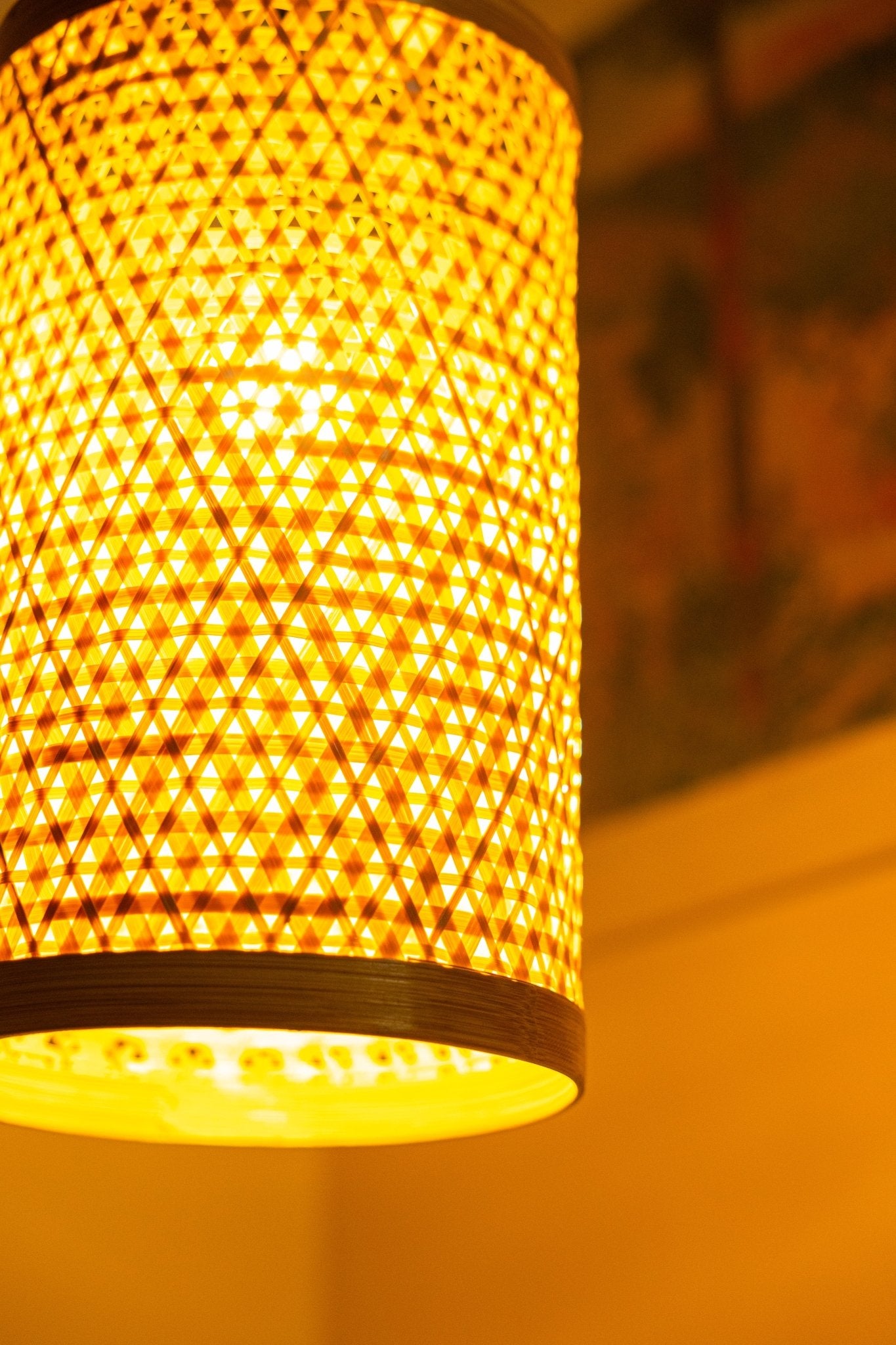 Tissage Bamboo Pendant Light – Handwoven Eco Lighting - Nuga Mask